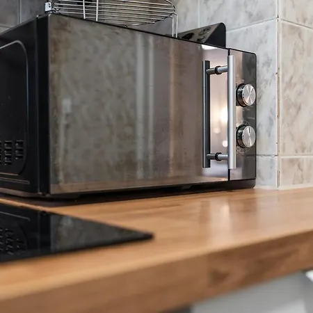 2-zimmer-apartment-mit-4-einzelbetten *